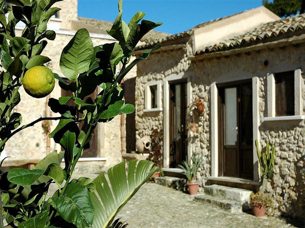Agriturismo Baglio San Nicola Naro Bagian luar foto
